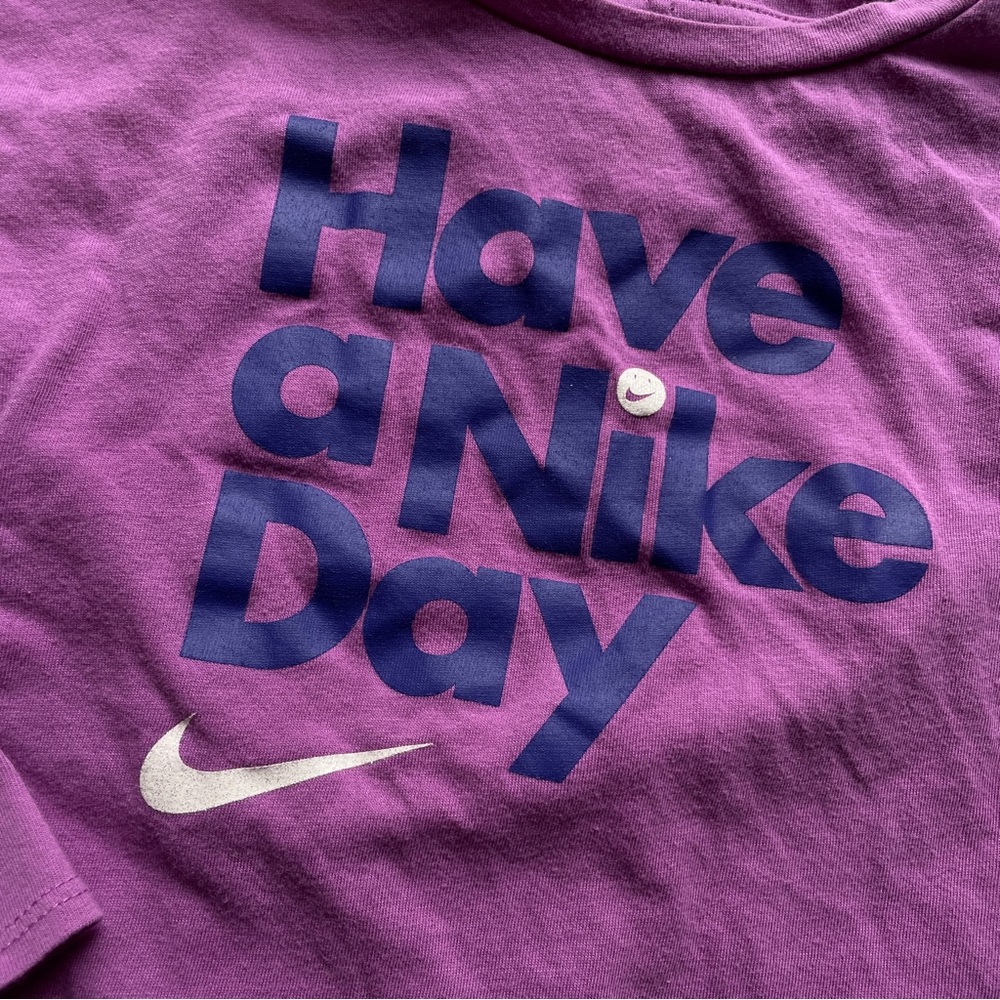 Nike Tee - Picture 2 of 3